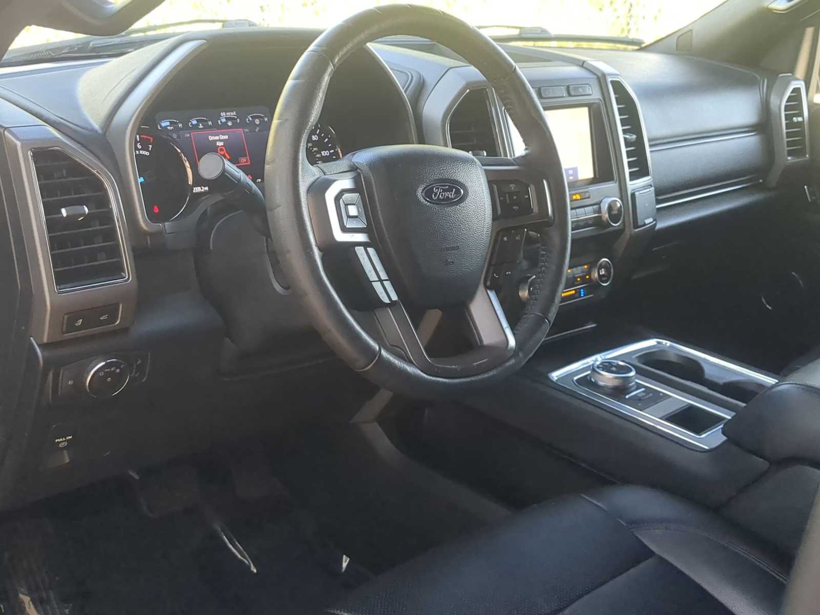 Thumbnail: 2020 Ford Expedition - 10