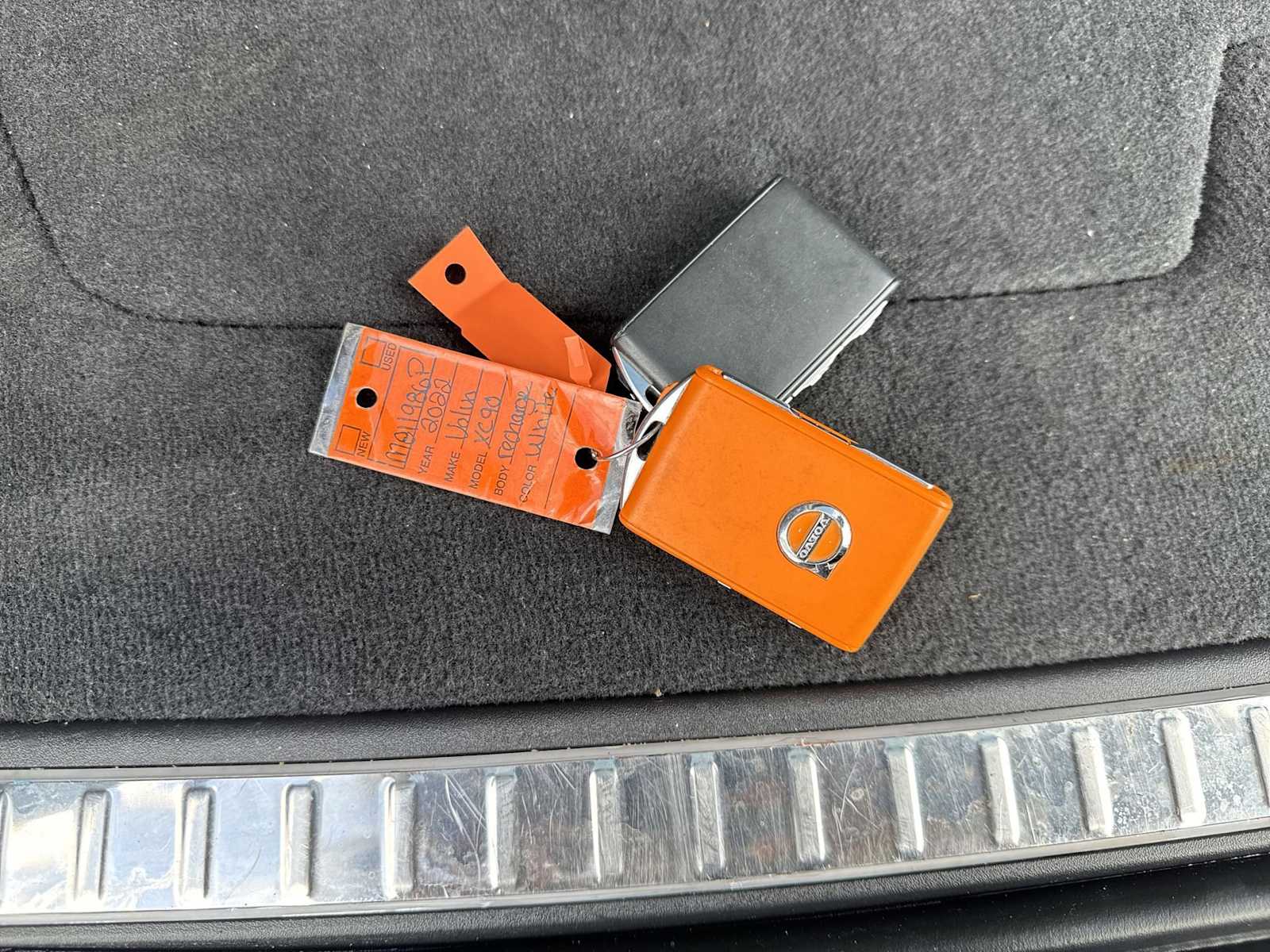 Thumbnail: 2022 Volvo XC90 - 33