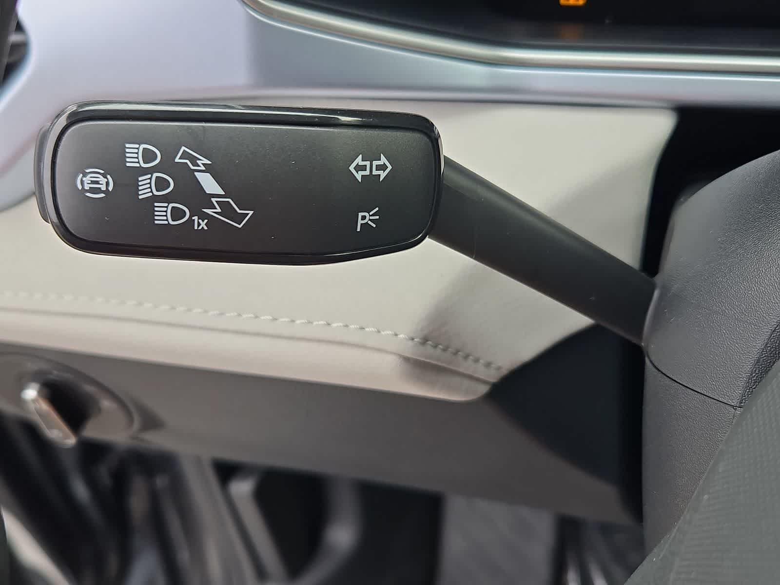 Thumbnail: 2025 Volkswagen Taos - 28