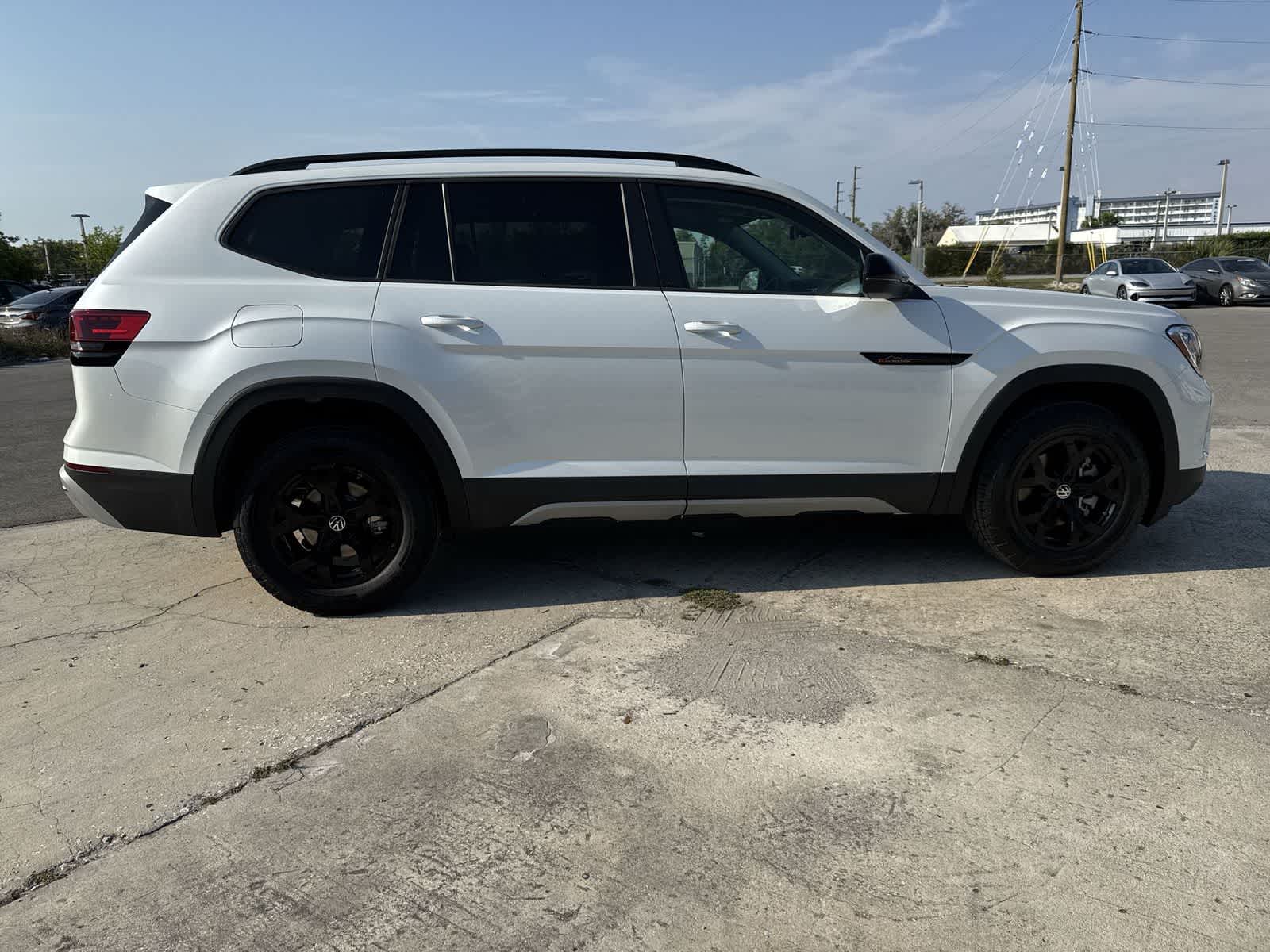 Thumbnail: 2026 Volkswagen Atlas - 7