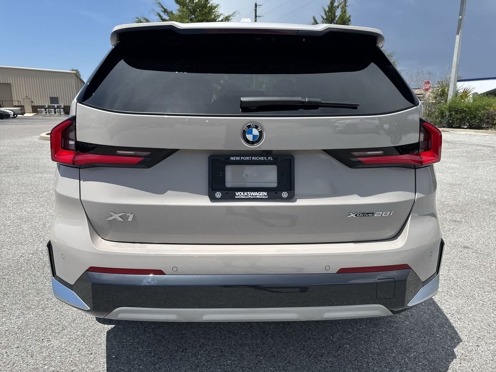 Thumbnail: 2026 BMW X1 - 4