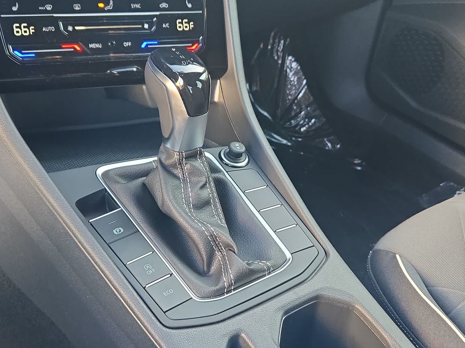 Thumbnail: 2026 Volkswagen Jetta - 29