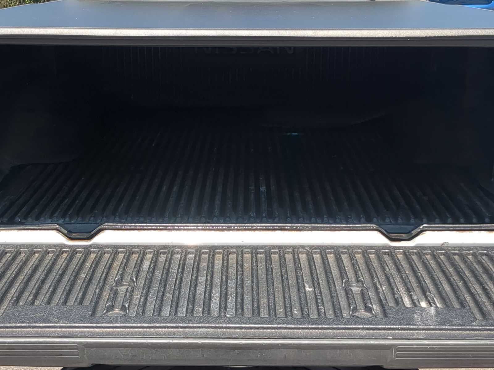 Thumbnail: 2012 Nissan Frontier - 26