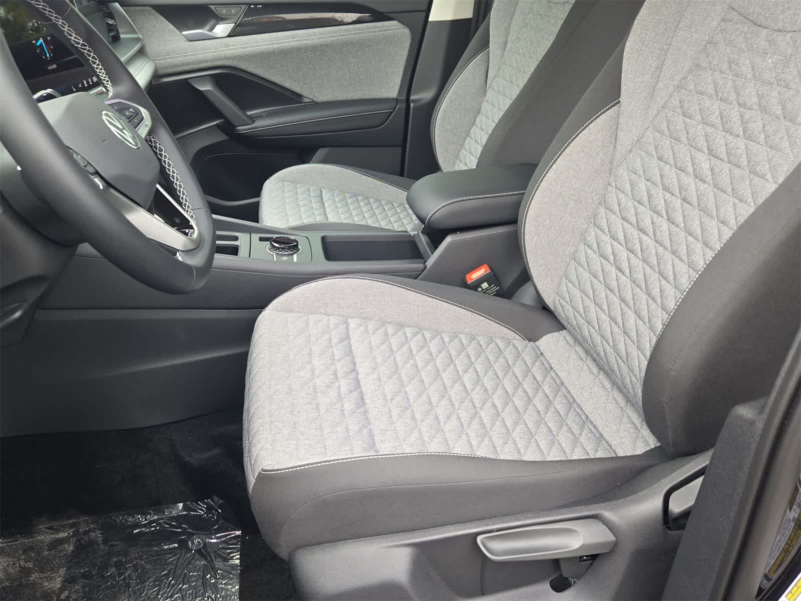 Thumbnail: 2026 Volkswagen Tiguan - 17