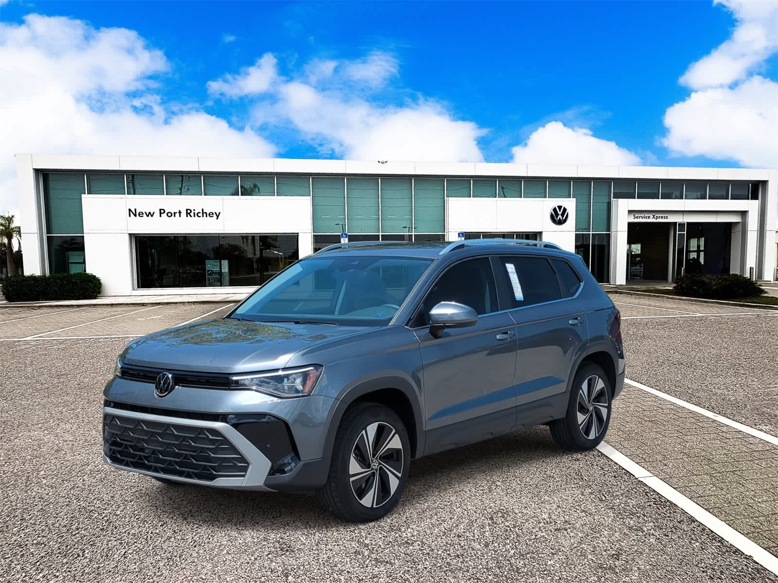 Thumbnail: 2025 Volkswagen Taos - 4