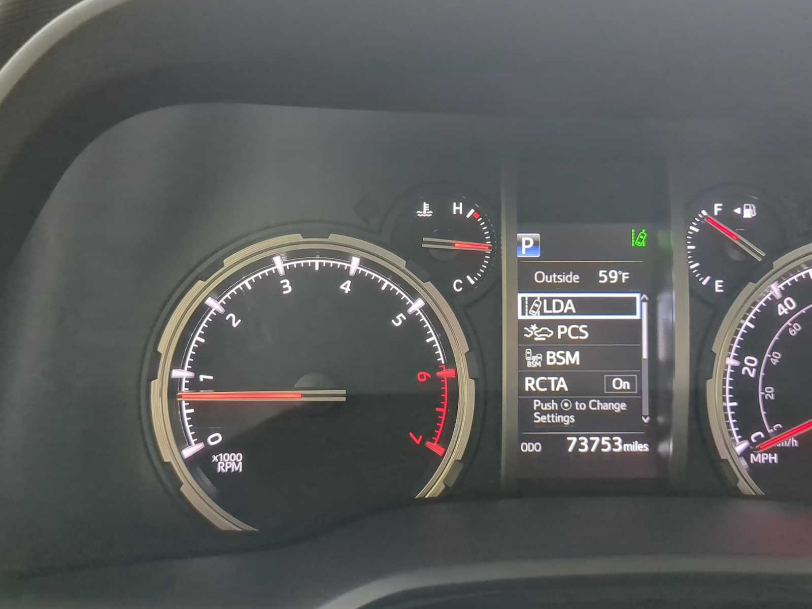 Thumbnail: 2022 Toyota 4Runner - 32