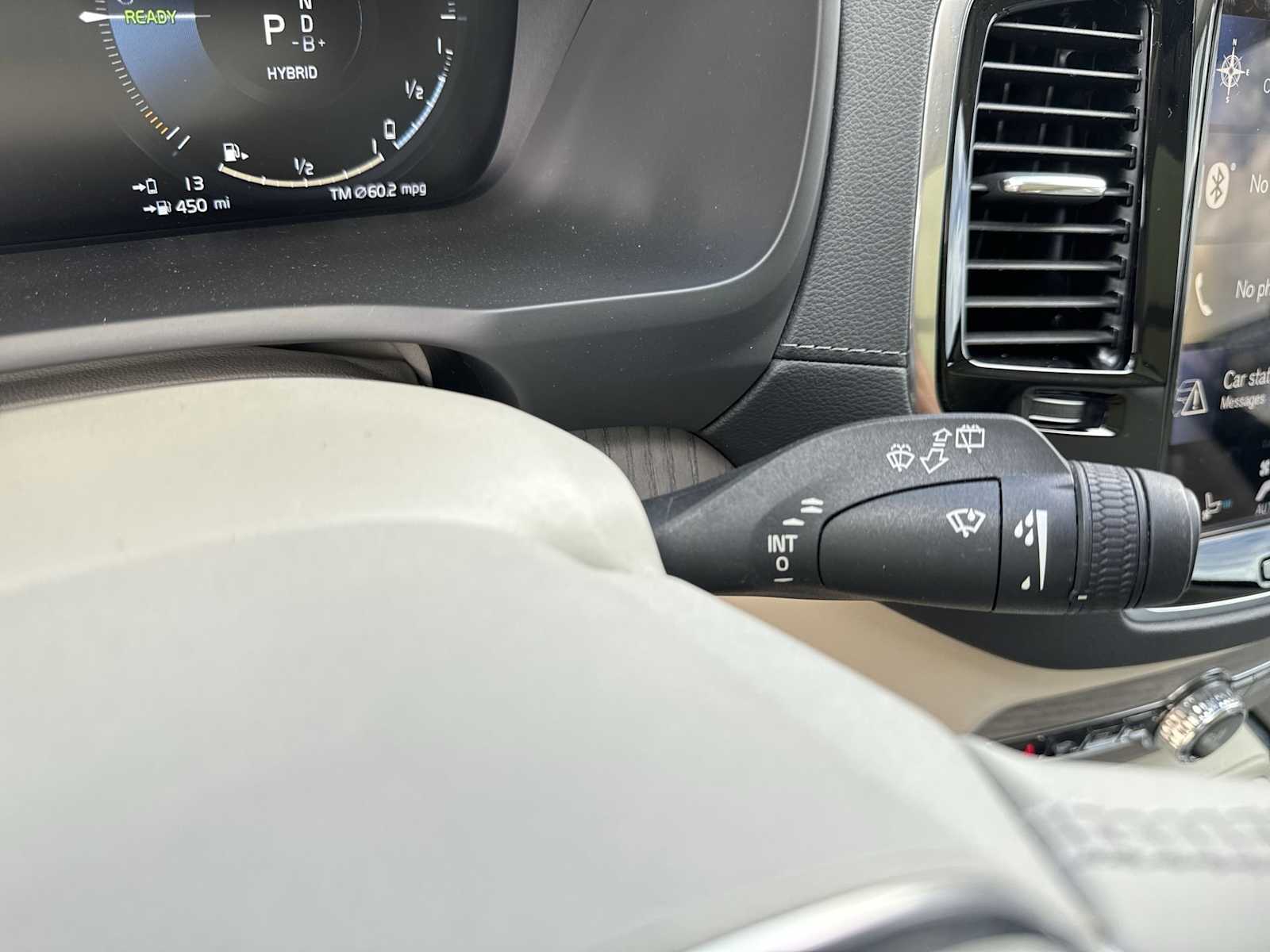 Thumbnail: 2022 Volvo XC90 - 25