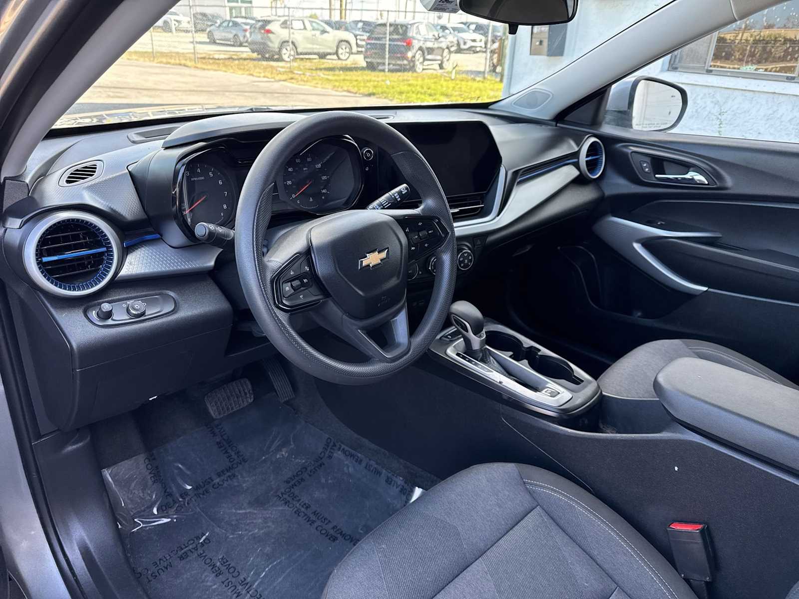 Thumbnail: 2024 Chevrolet Trax - 2