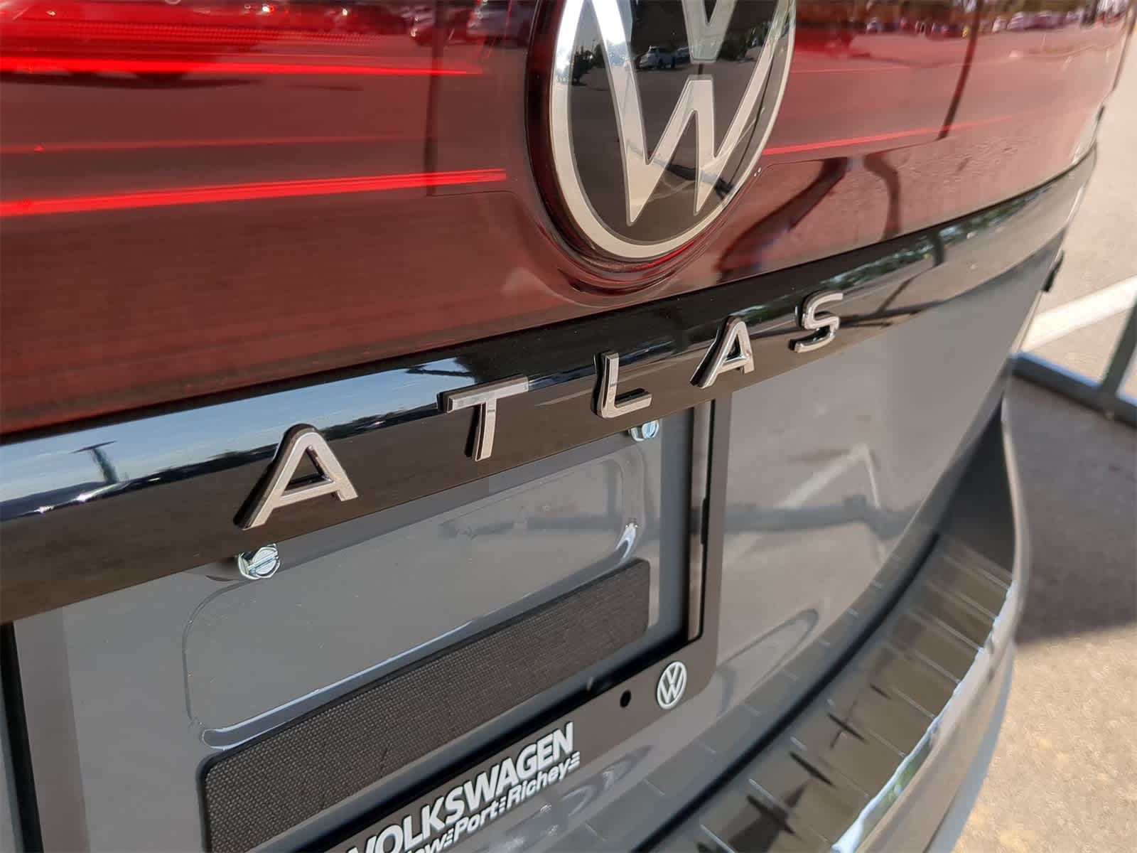Thumbnail: 2025 Volkswagen Atlas - 13