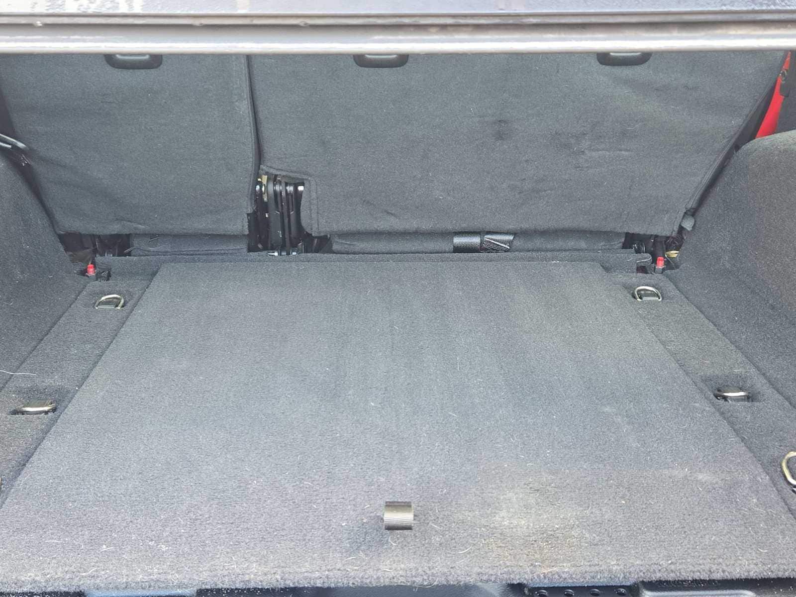 Thumbnail: 2021 Jeep Wrangler - 31