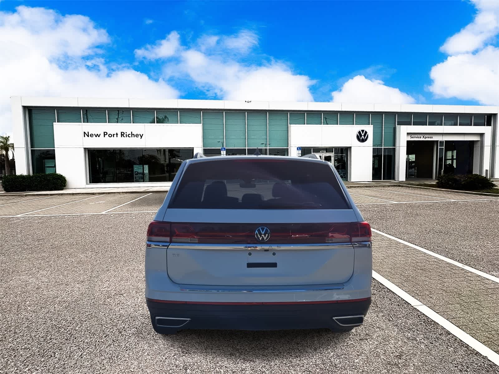 Thumbnail: 2026 Volkswagen Atlas - 7