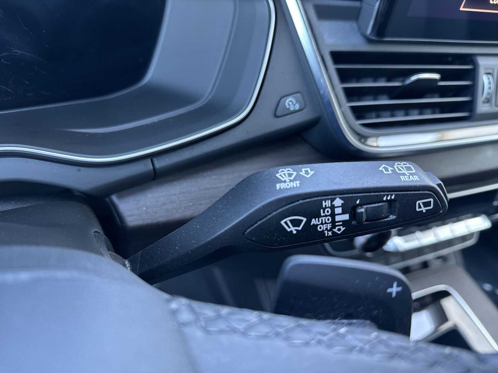 Thumbnail: 2023 Audi Q5 - 25