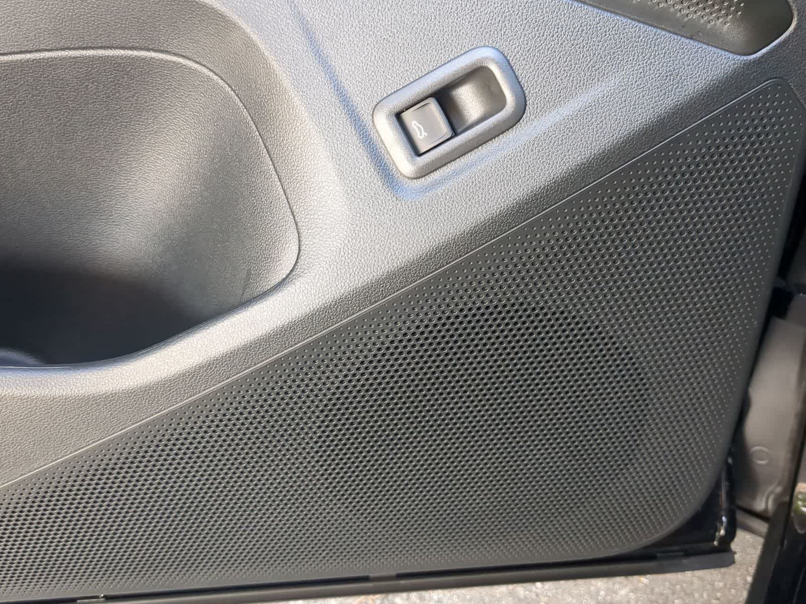 Thumbnail: 2025 Volkswagen Tiguan - 29