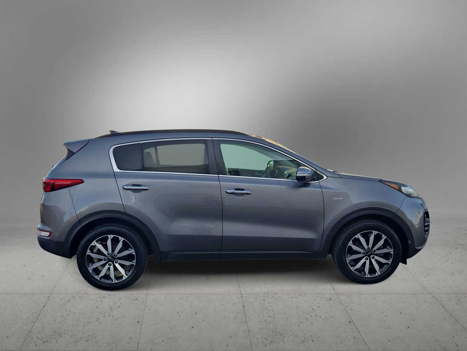 Thumbnail: 2018 Kia Sportage - 9