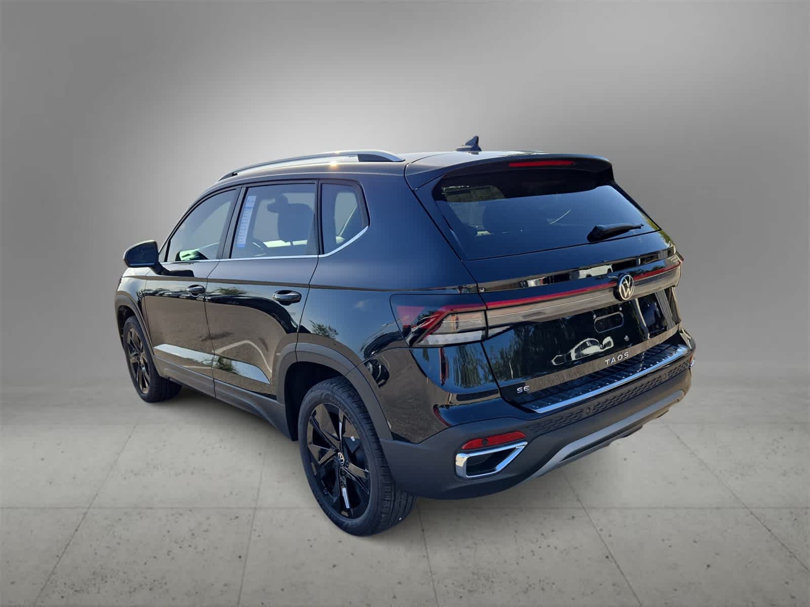 Thumbnail: 2025 Volkswagen Taos - 6