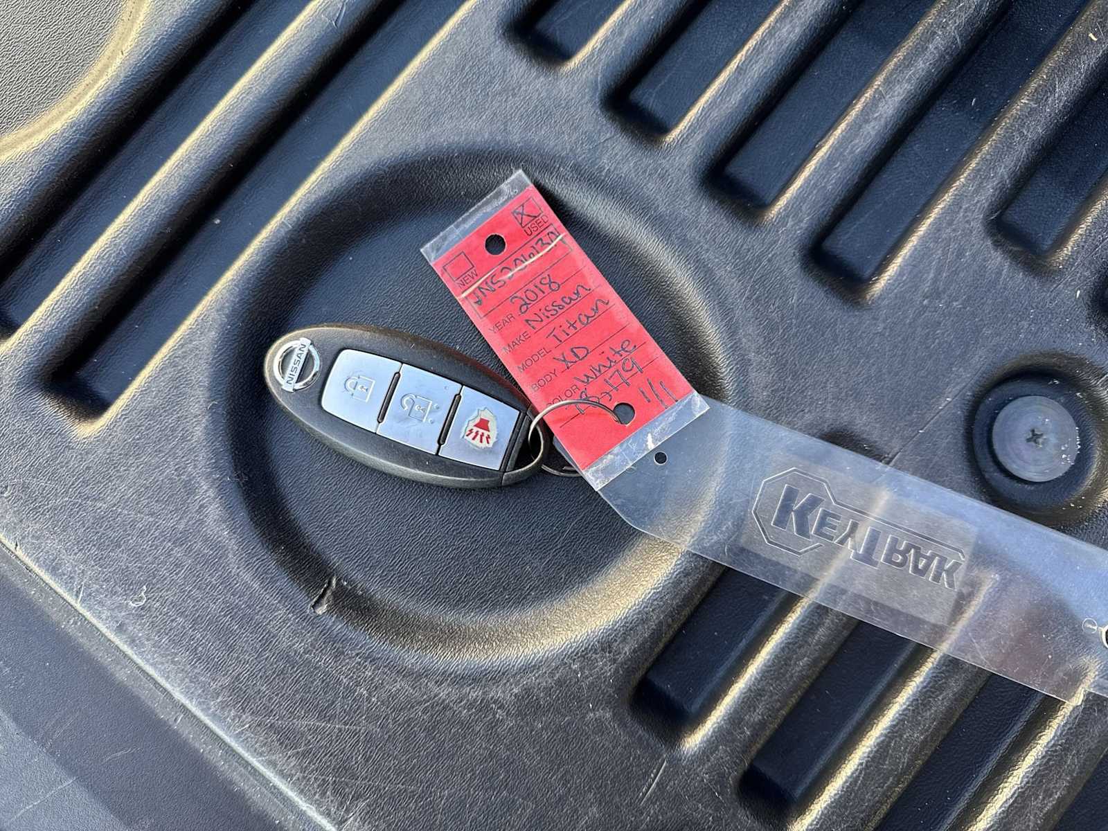 Thumbnail: 2018 Nissan Titan - 27