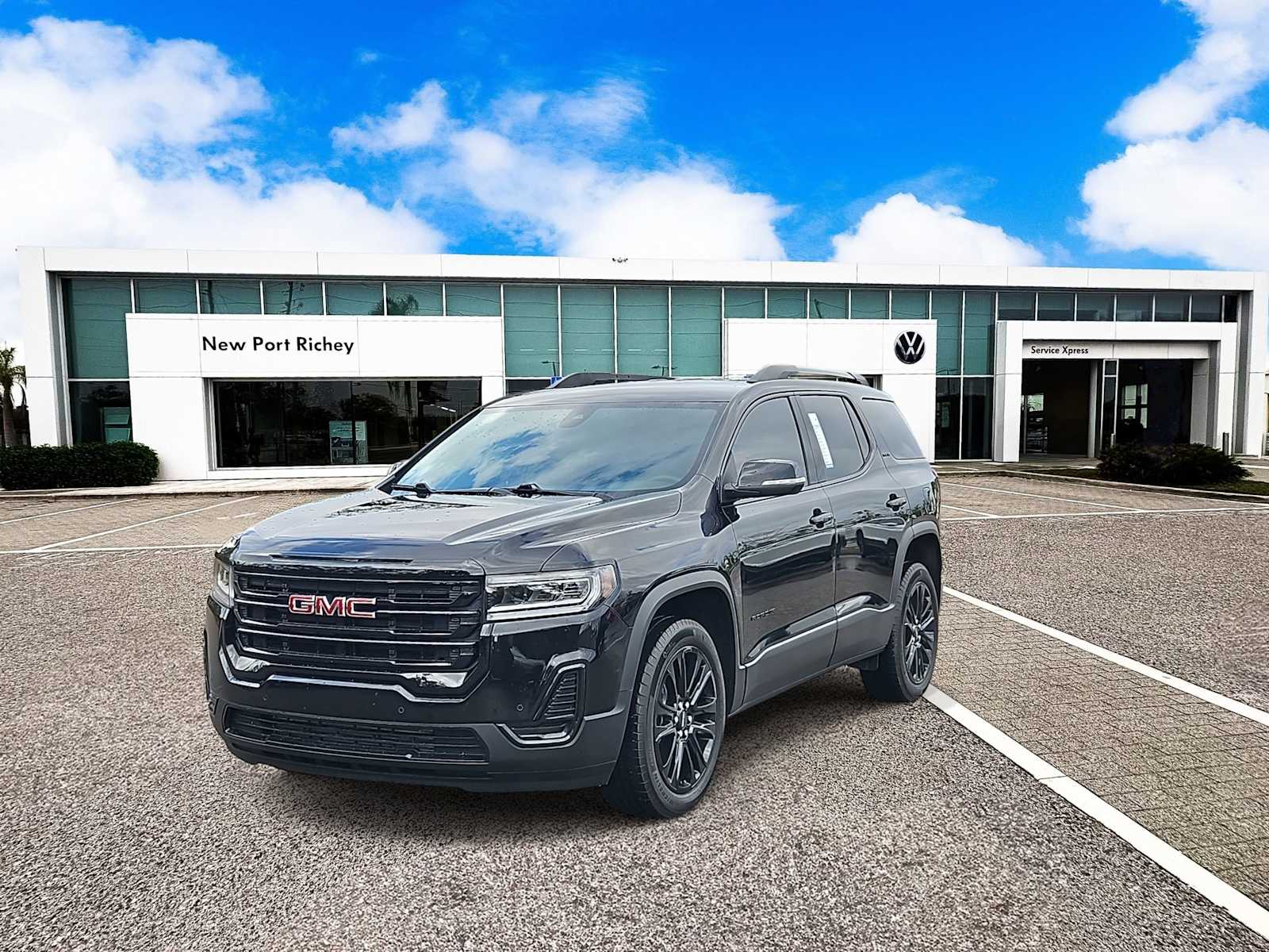 Thumbnail: 2023 GMC Acadia - 4