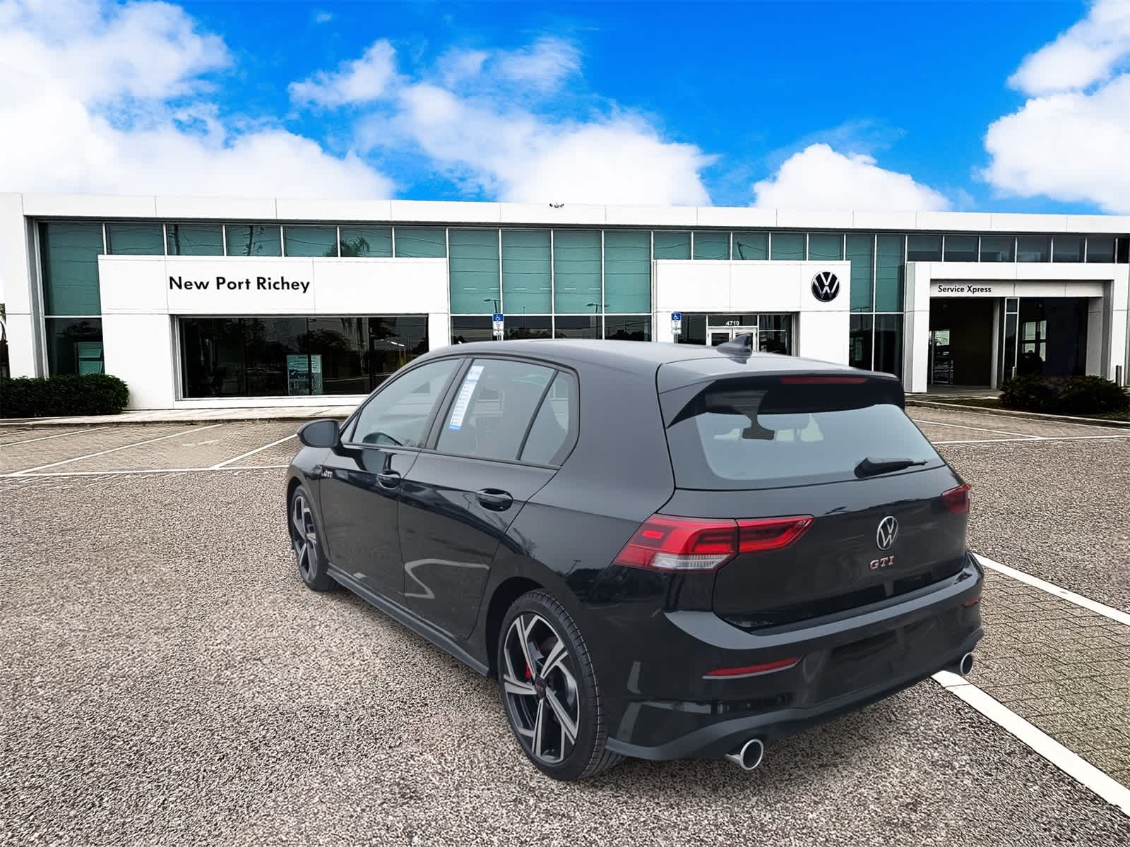 Thumbnail: 2026 Volkswagen Golf - 6