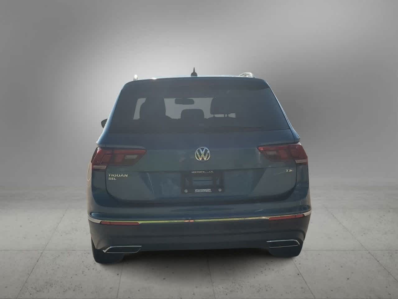 Thumbnail: 2018 Volkswagen Tiguan - 7