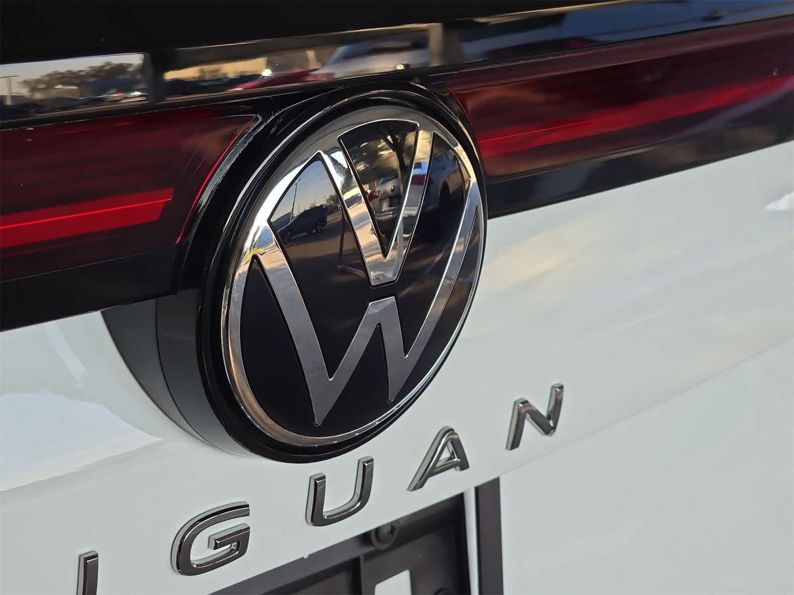 Thumbnail: 2026 Volkswagen Tiguan - 12