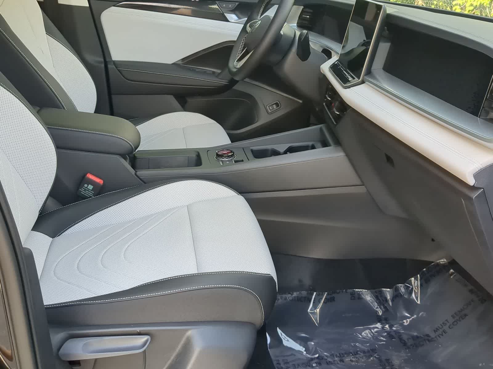 Thumbnail: 2025 Volkswagen Tiguan - 22