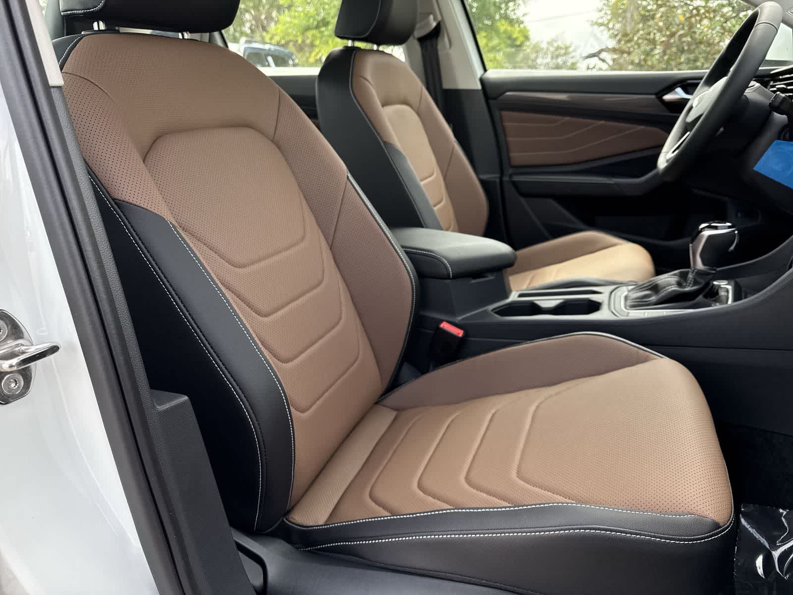 Thumbnail: 2026 Volkswagen Jetta - 21