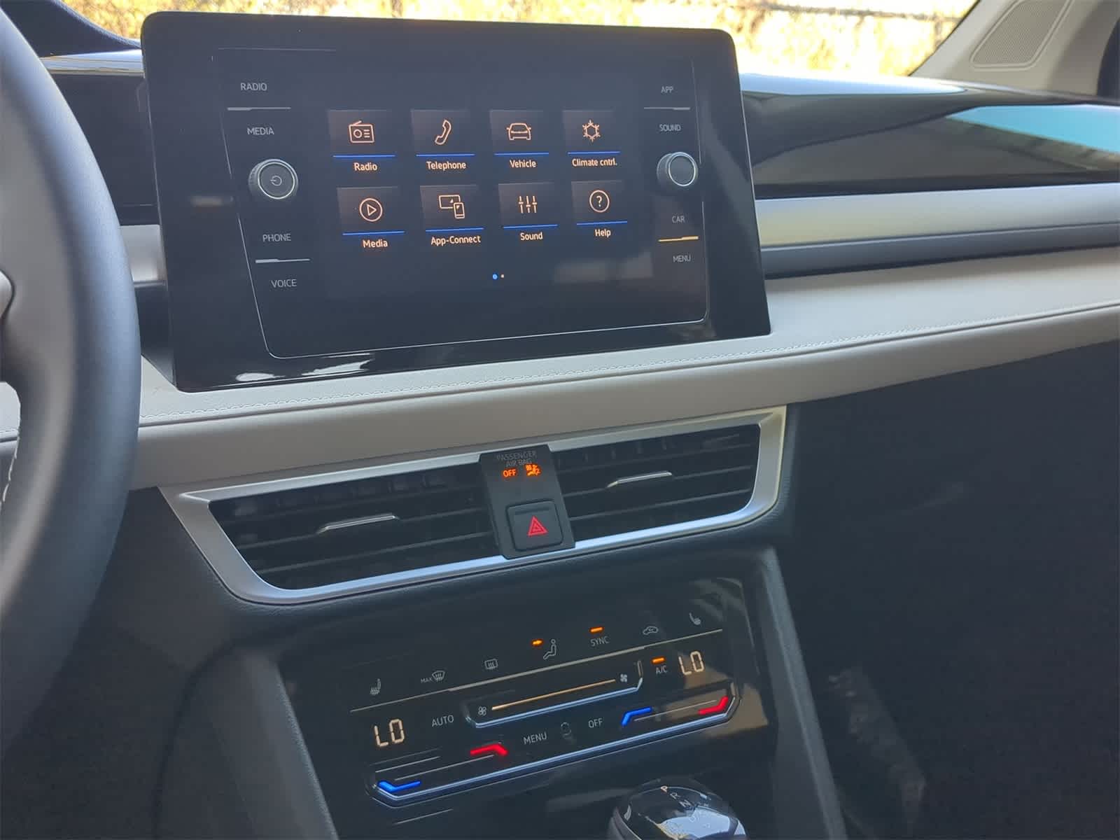 Thumbnail: 2025 Volkswagen Taos - 27