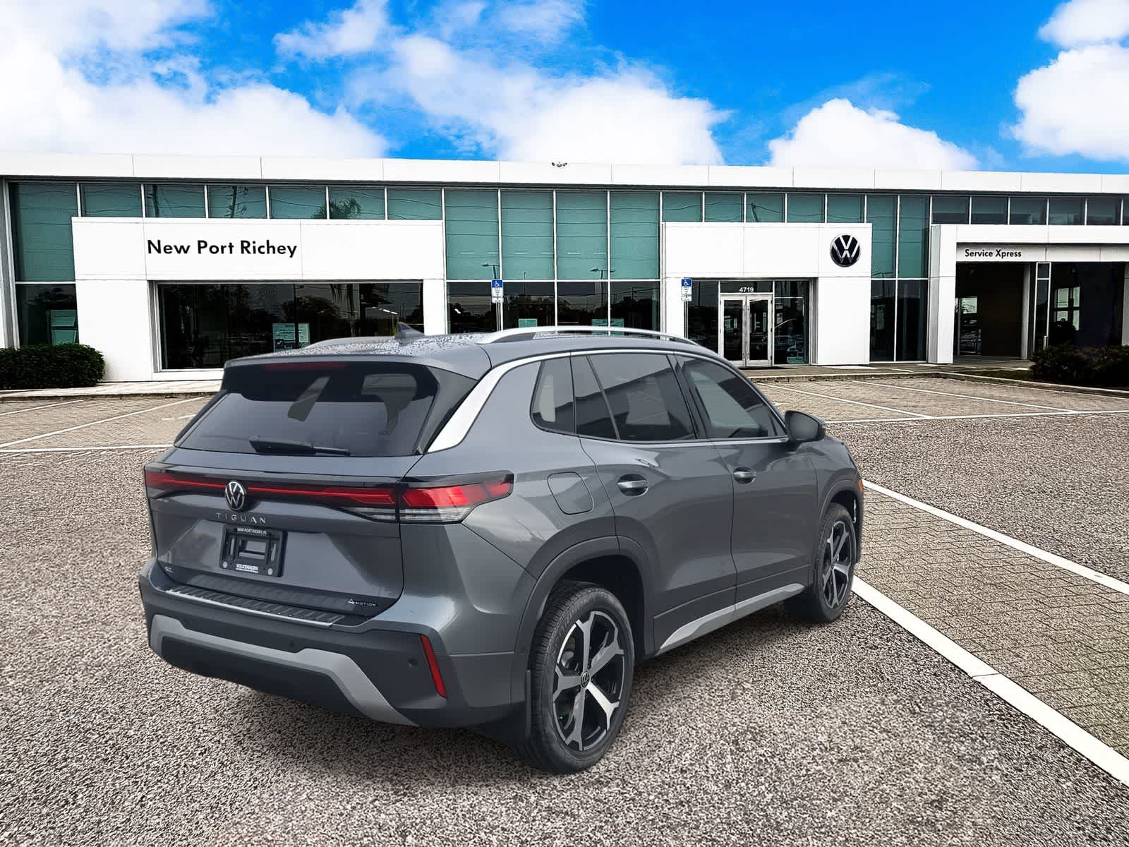 Thumbnail: 2026 Volkswagen Tiguan - 8