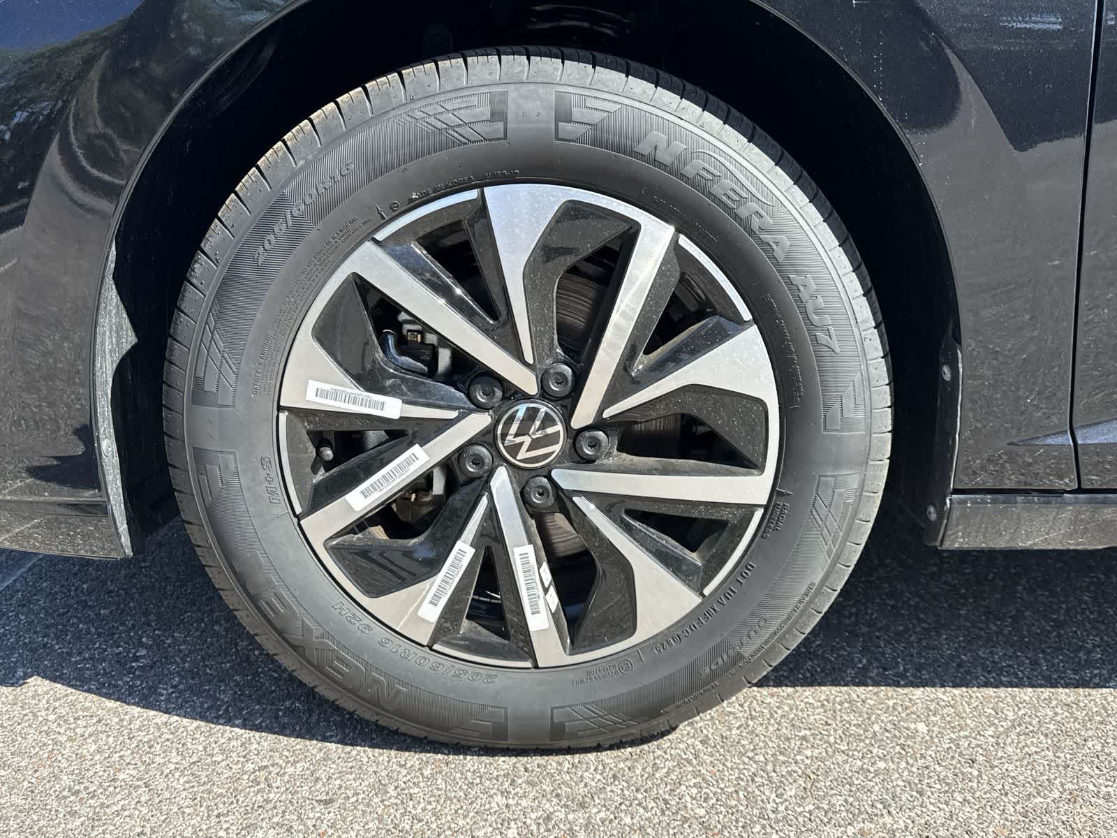 Thumbnail: 2026 Volkswagen Jetta - 12