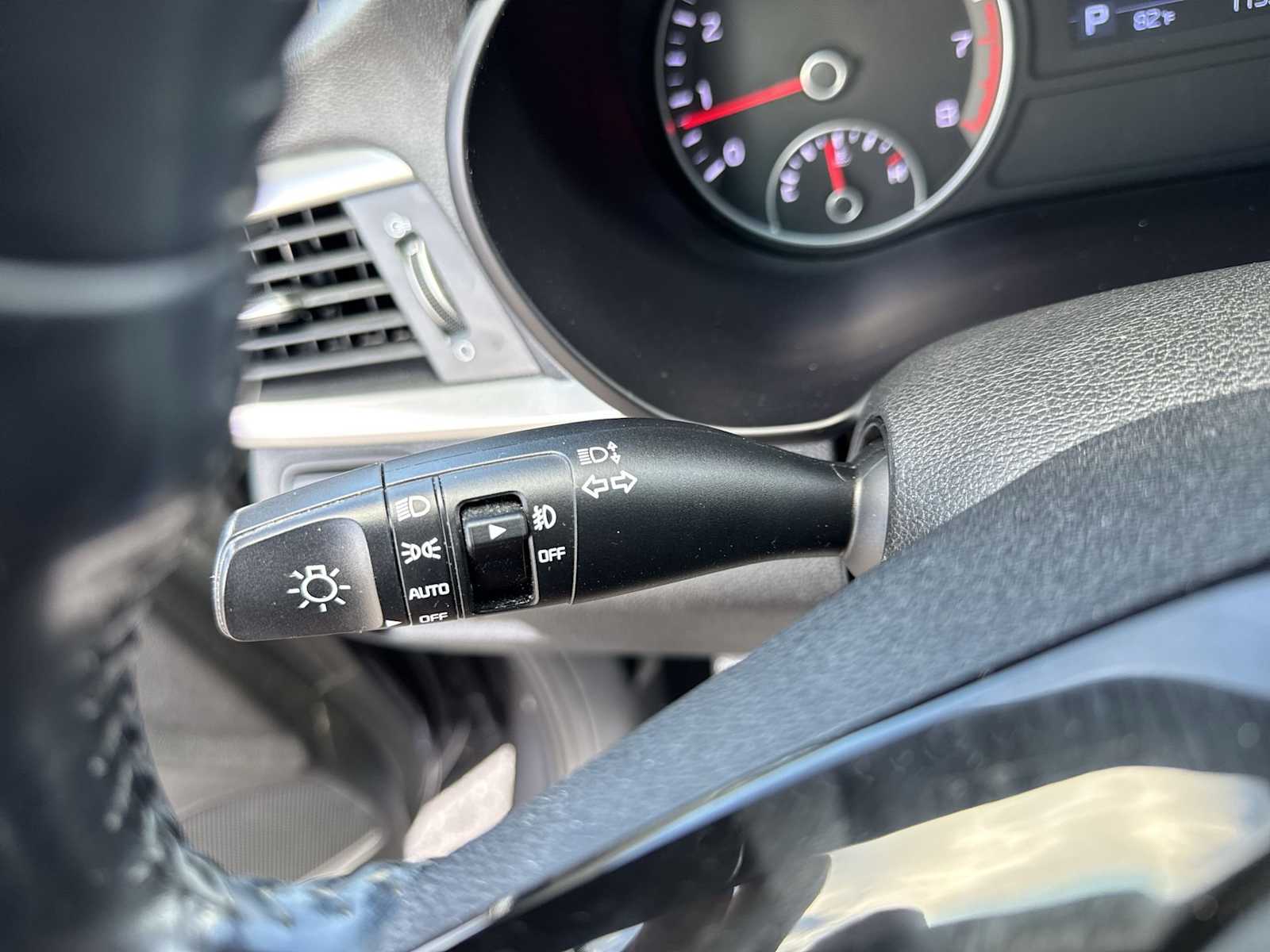 Thumbnail: 2019 Kia Optima - 26