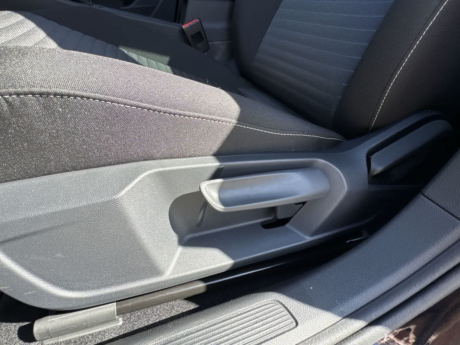 Thumbnail: 2026 Volkswagen Jetta - 16