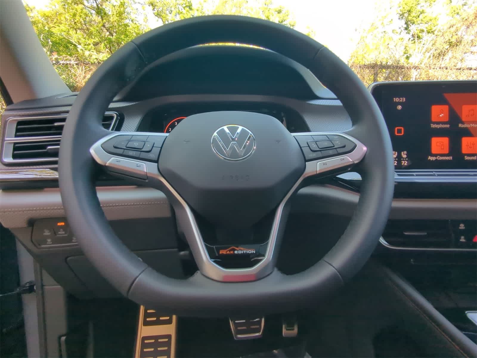 Thumbnail: 2025 Volkswagen Atlas - 23