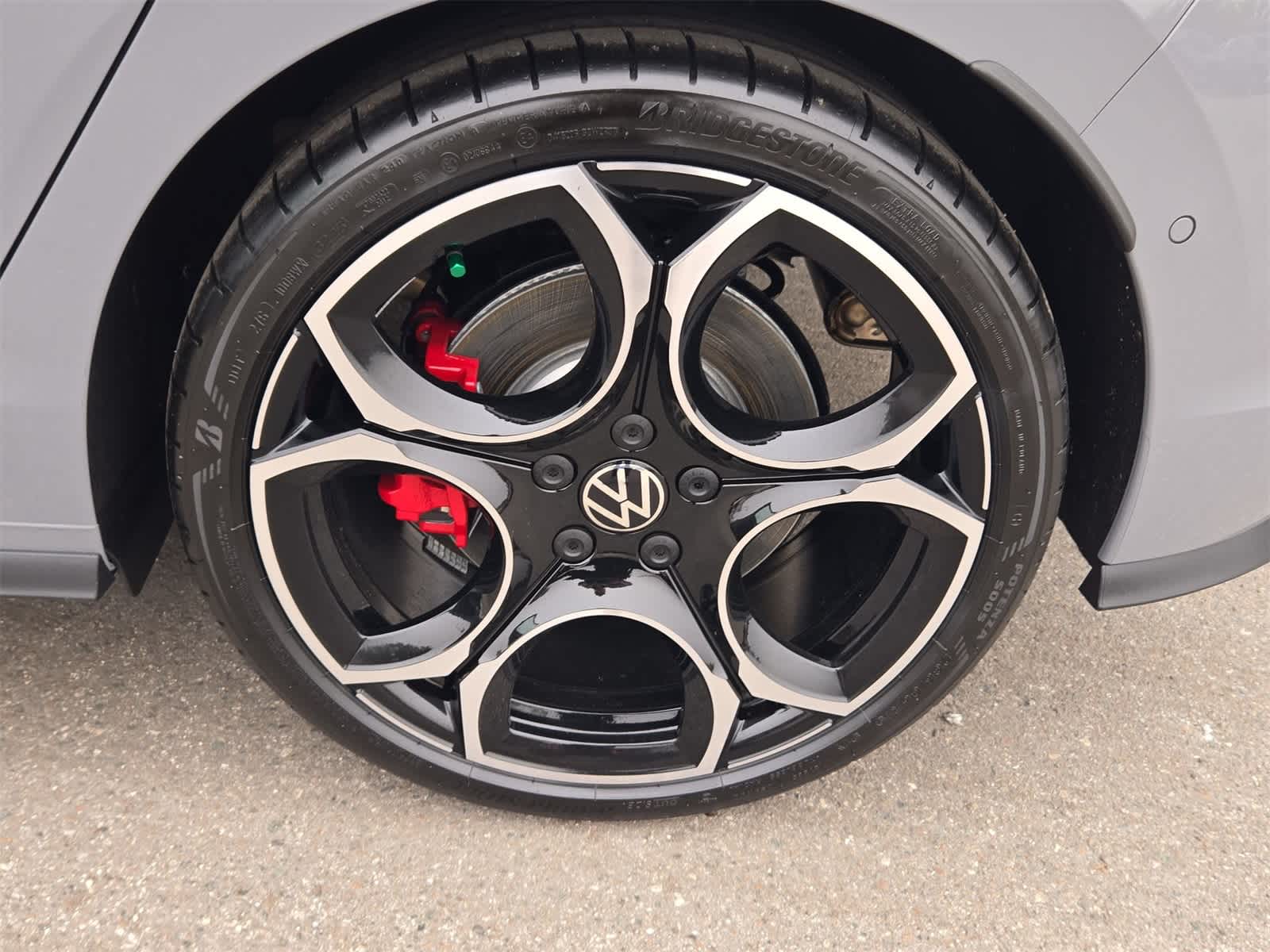 Thumbnail: 2026 Volkswagen Golf - 14