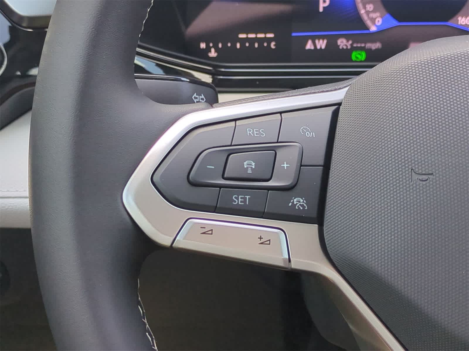 Thumbnail: 2025 Volkswagen Taos - 24