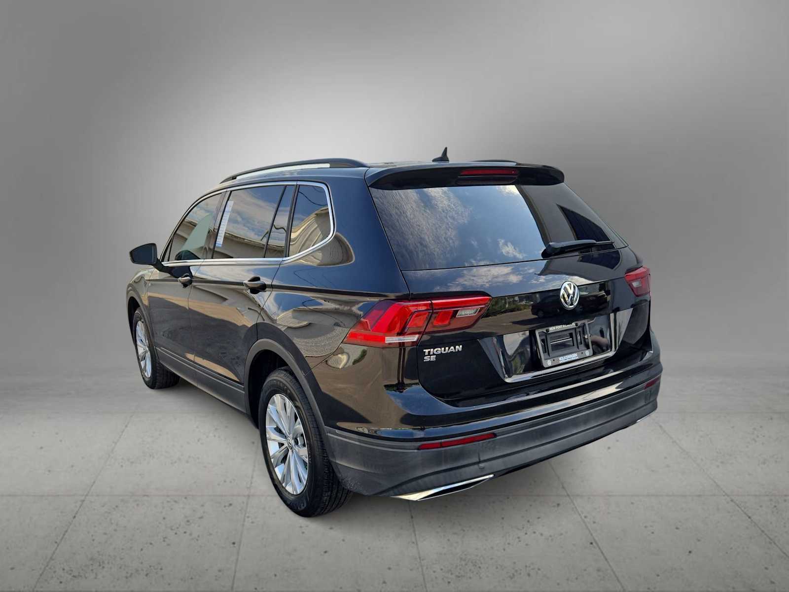 Thumbnail: 2019 Volkswagen Tiguan - 5