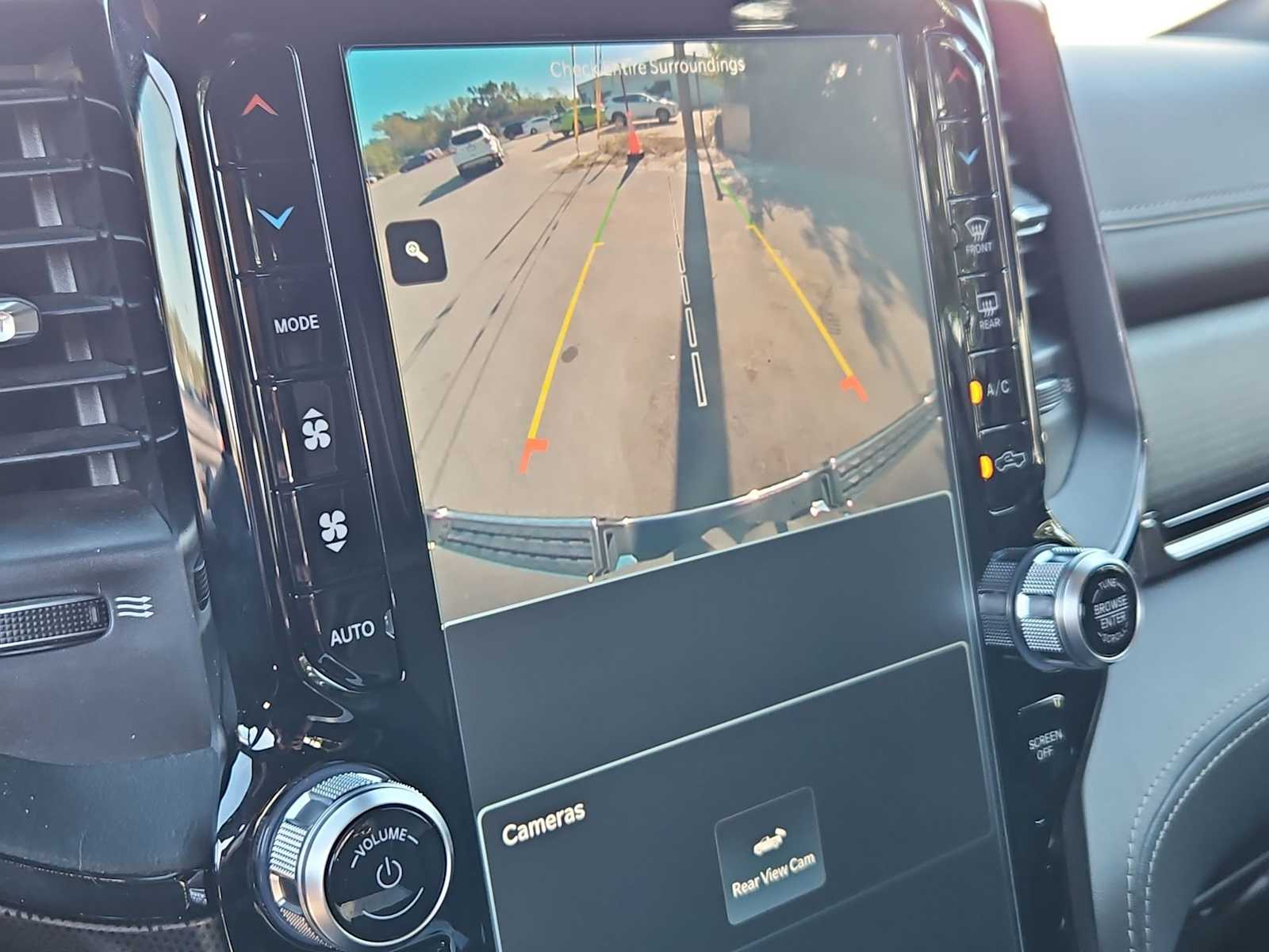 Thumbnail: 2023 RAM 1500 - 29