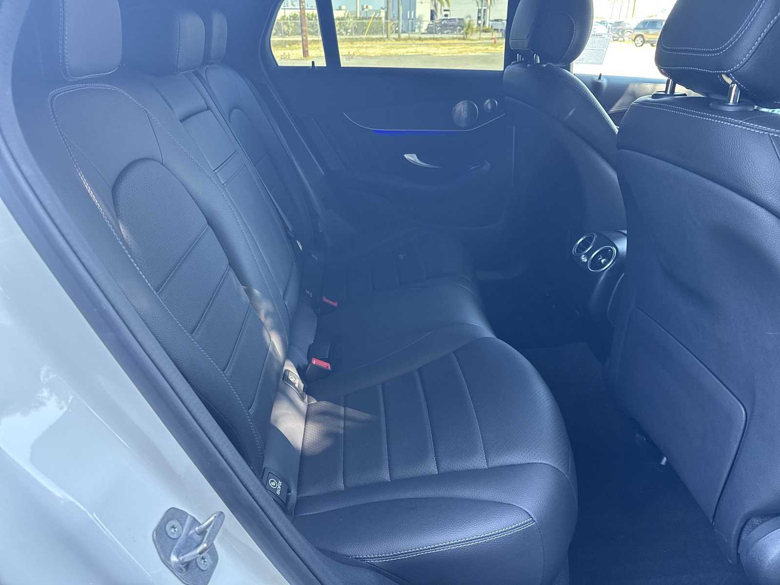 Thumbnail: 2020 Mercedes-Benz GLC - 19