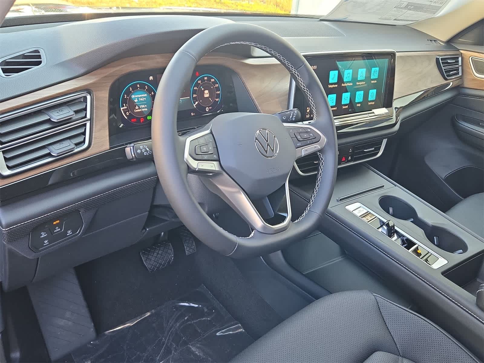 Thumbnail: 2026 Volkswagen Atlas - 10