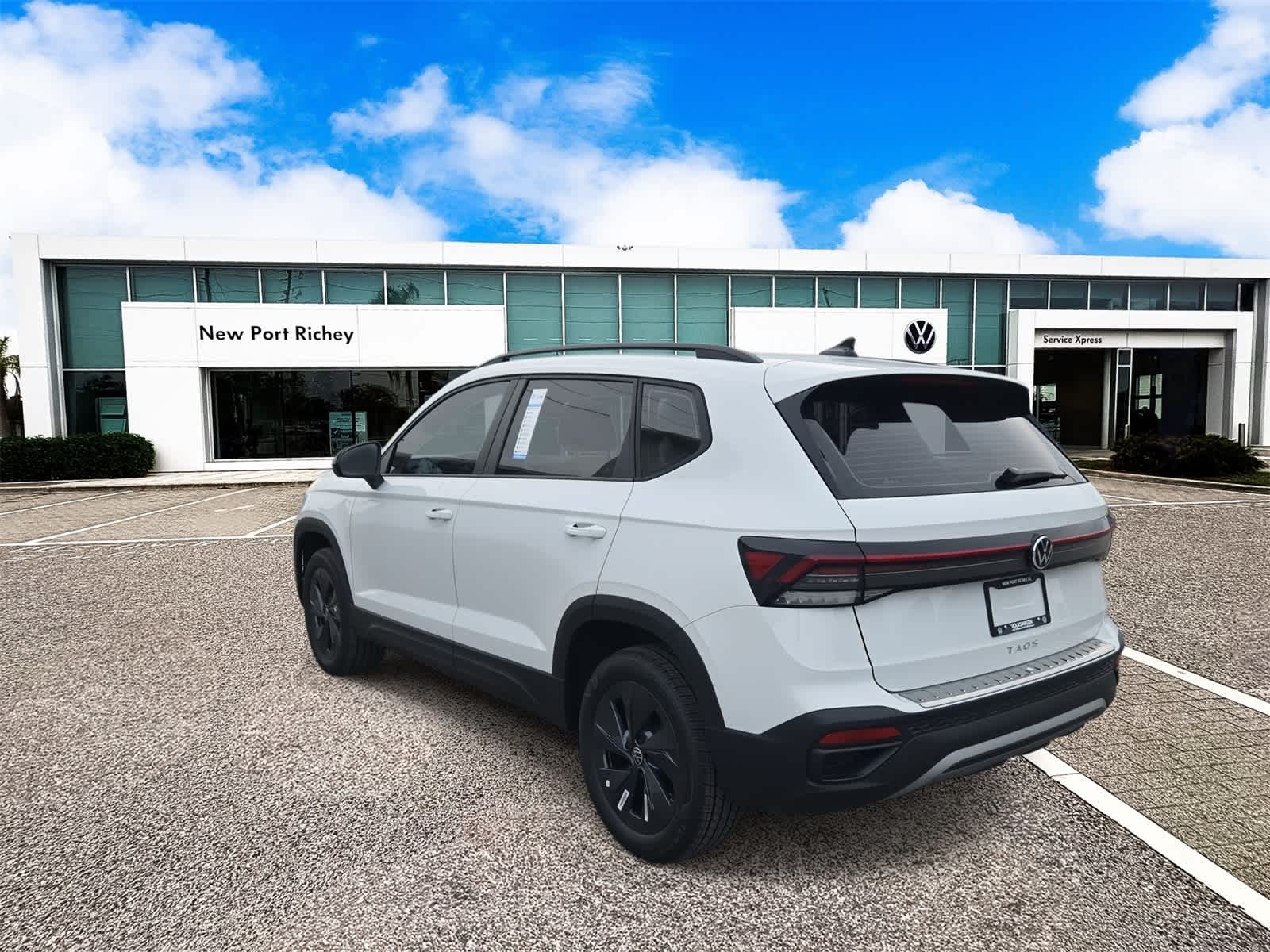 Thumbnail: 2025 Volkswagen Taos - 6