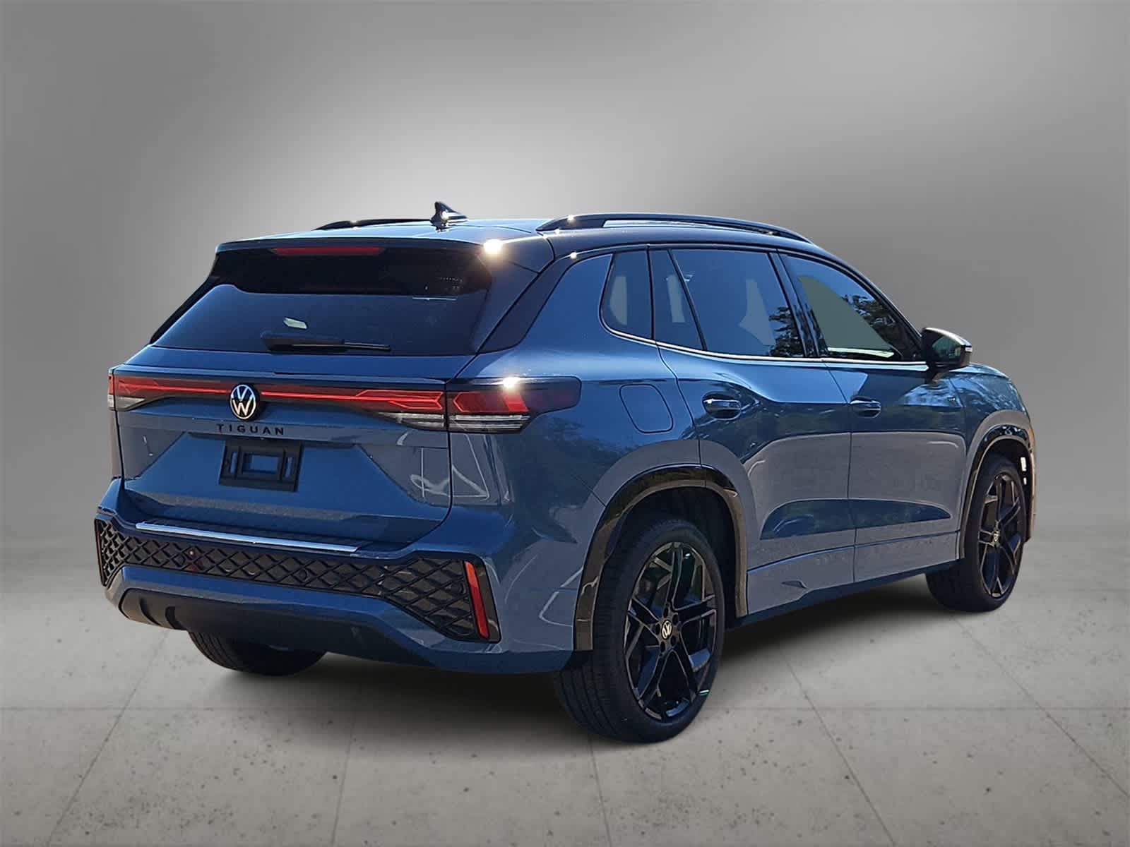 Thumbnail: 2026 Volkswagen Tiguan - 8