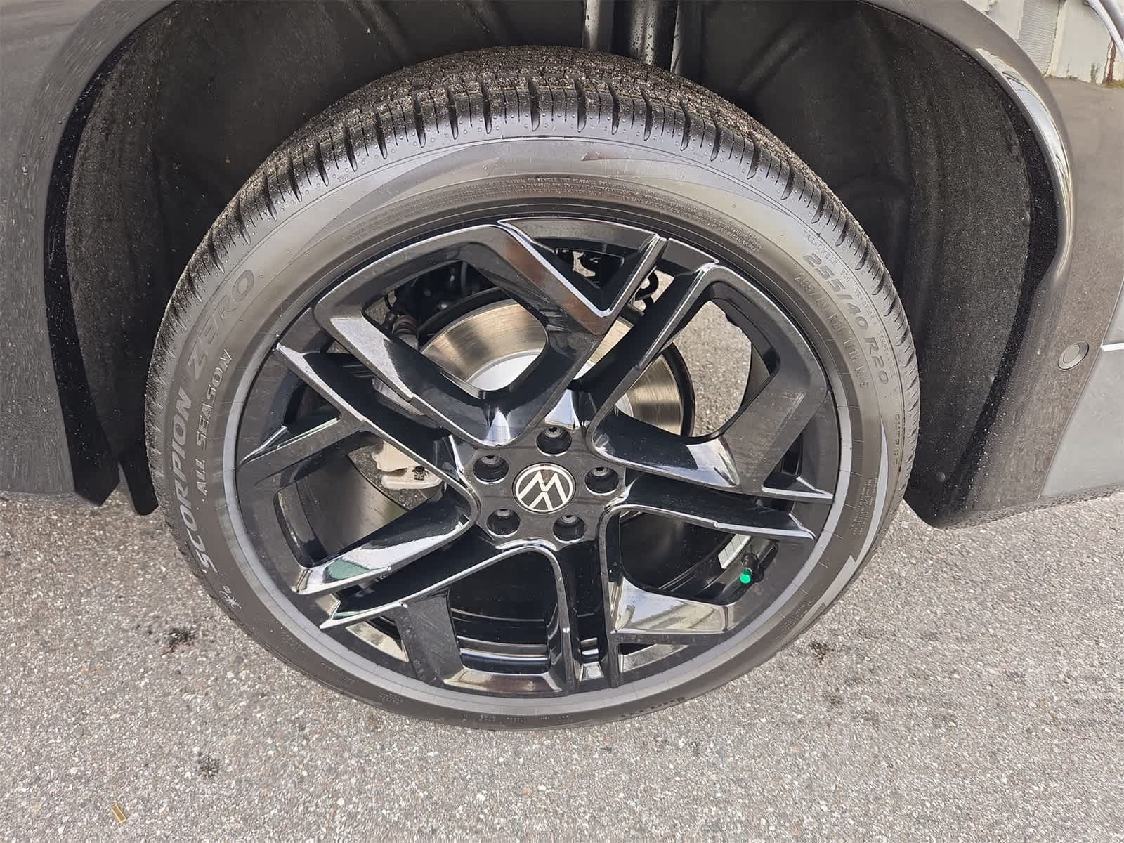 Thumbnail: 2025 Volkswagen Tiguan - 14