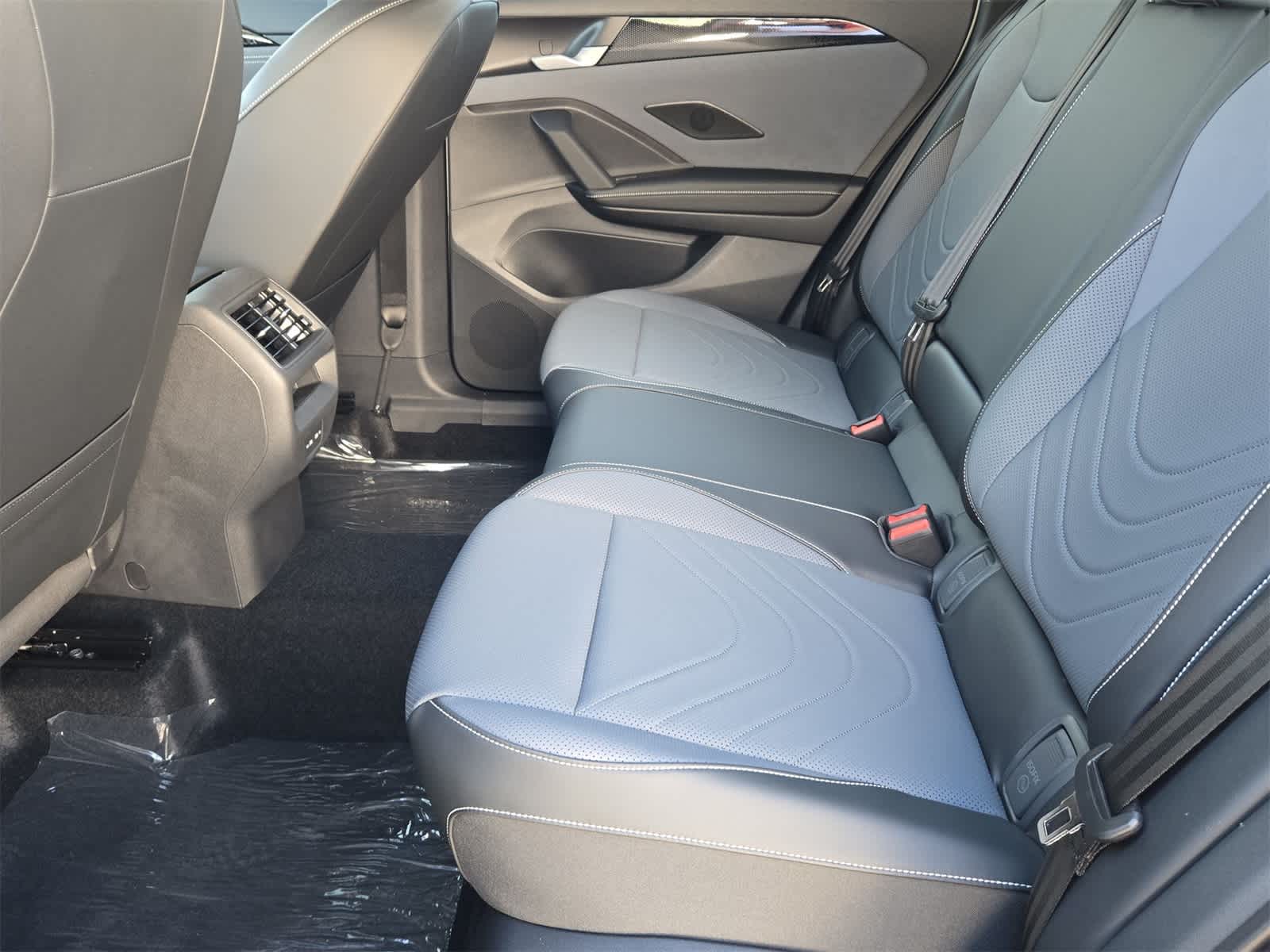 Thumbnail: 2025 Volkswagen Tiguan - 21