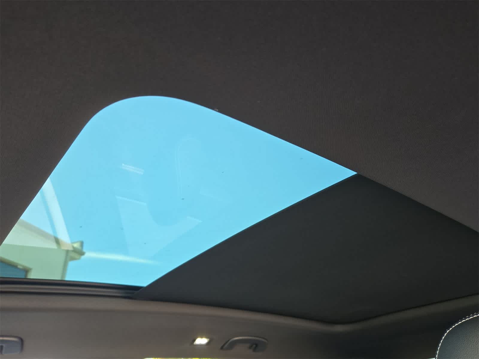 Thumbnail: 2026 Volkswagen Atlas - 20