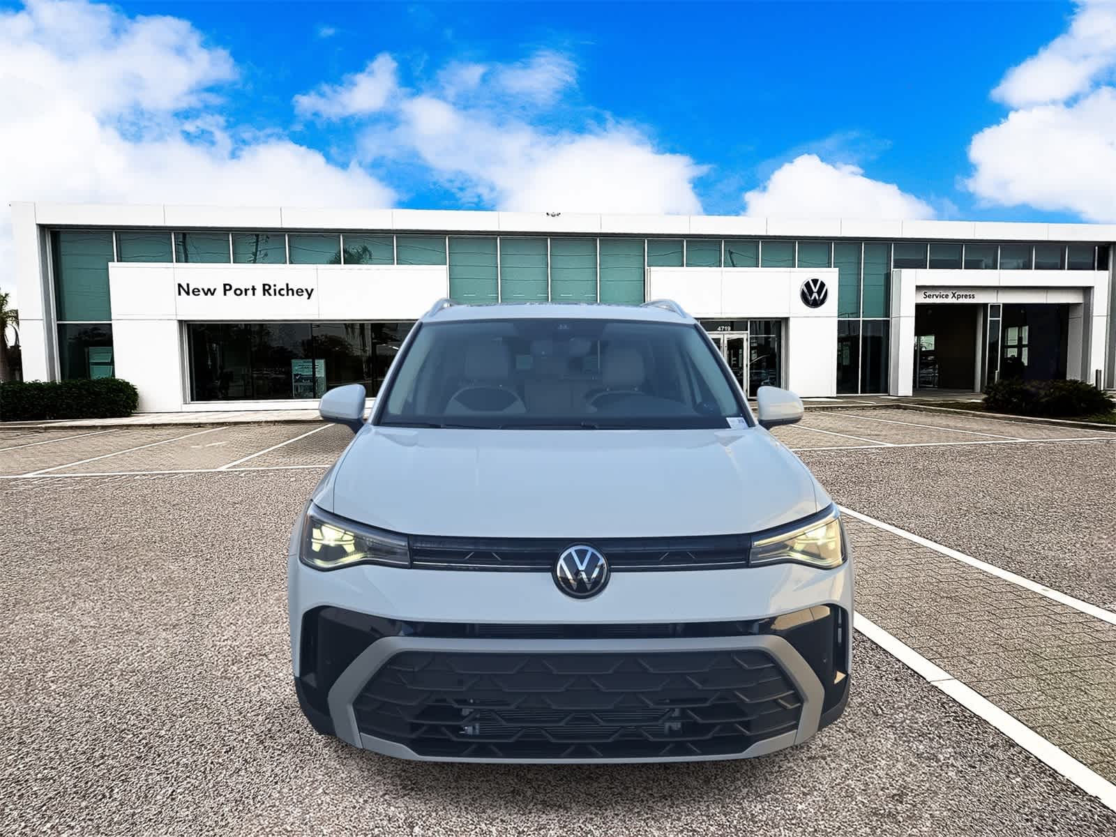 Thumbnail: 2025 Volkswagen Taos - 3