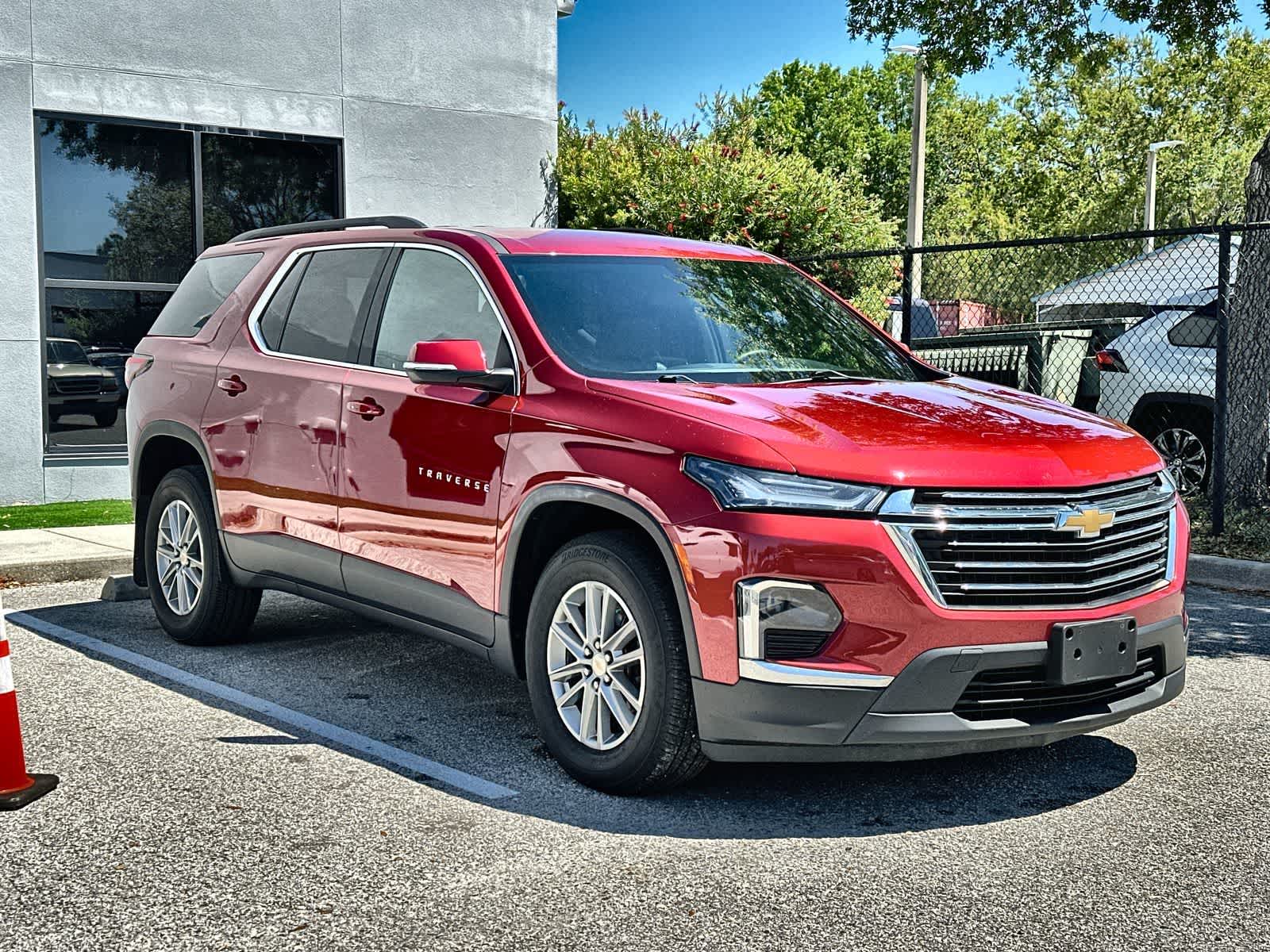 Thumbnail: 2023 Chevrolet Traverse - 11