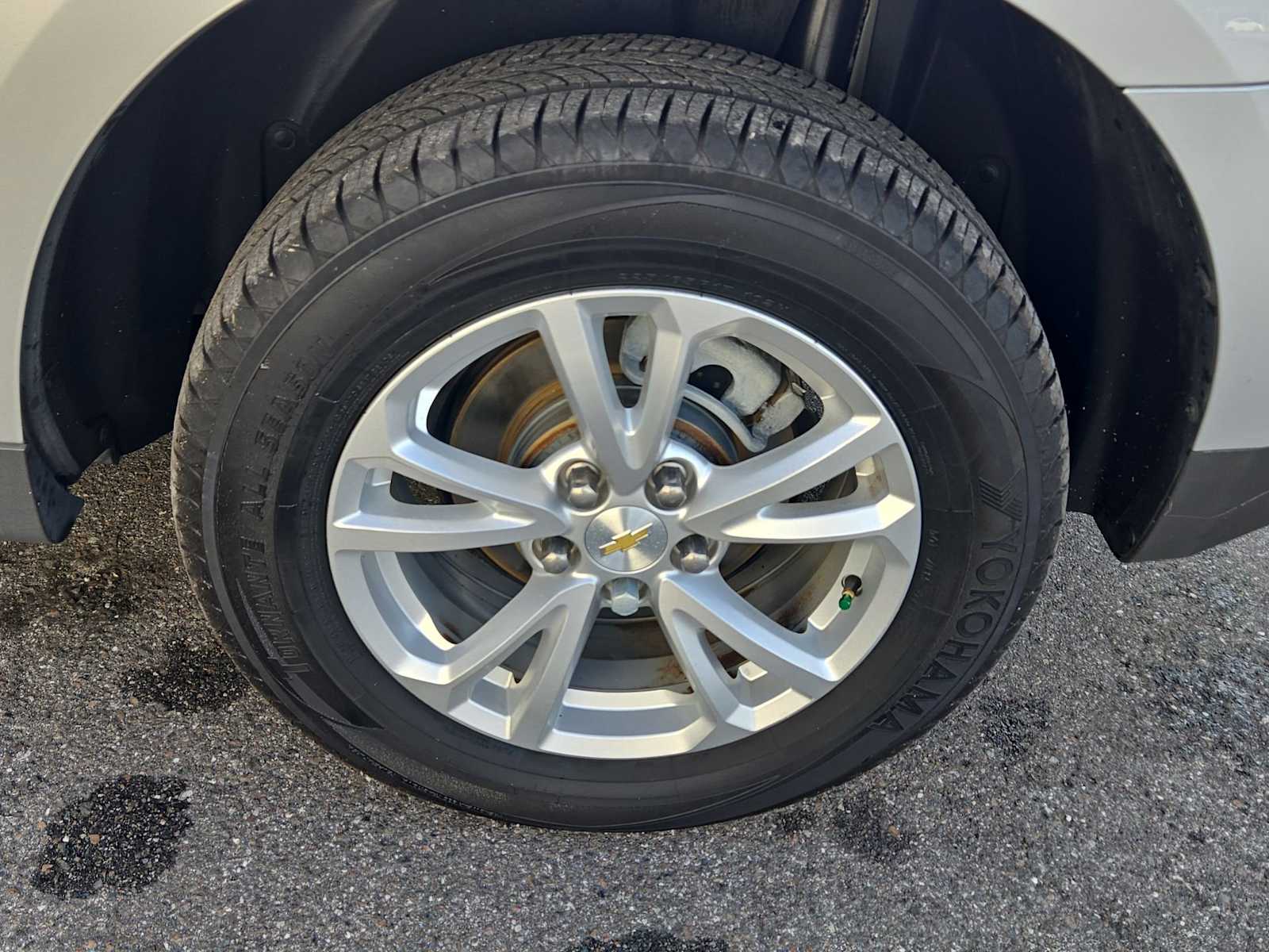 Thumbnail: 2016 Chevrolet Equinox - 14