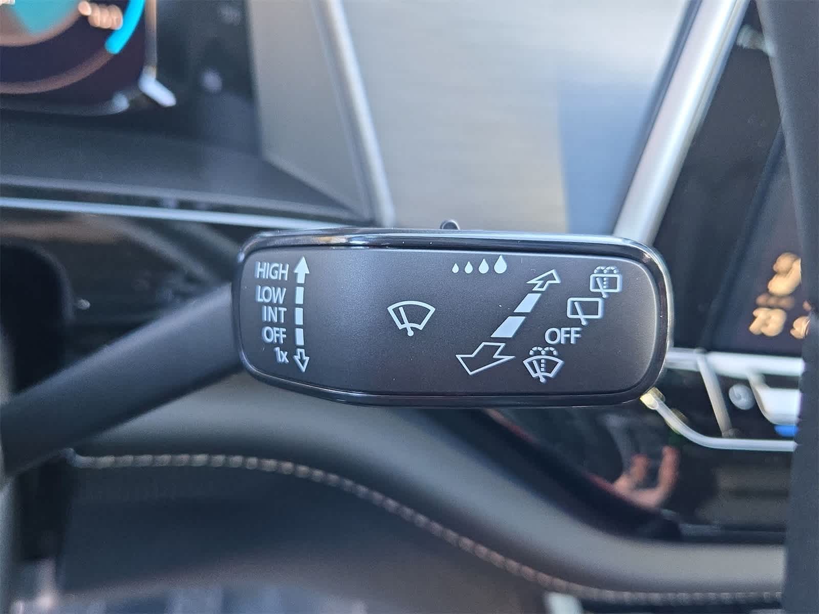 Thumbnail: 2026 Volkswagen Atlas - 25