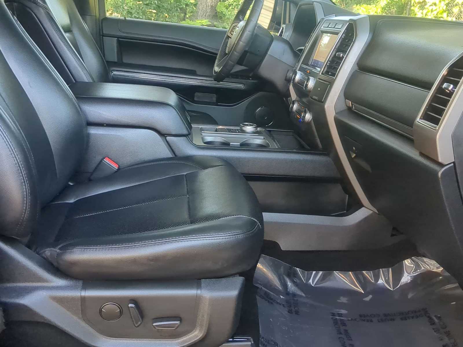 Thumbnail: 2020 Ford Expedition - 22