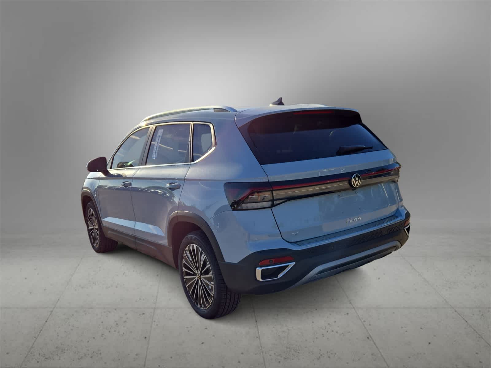 Thumbnail: 2025 Volkswagen Taos - 6
