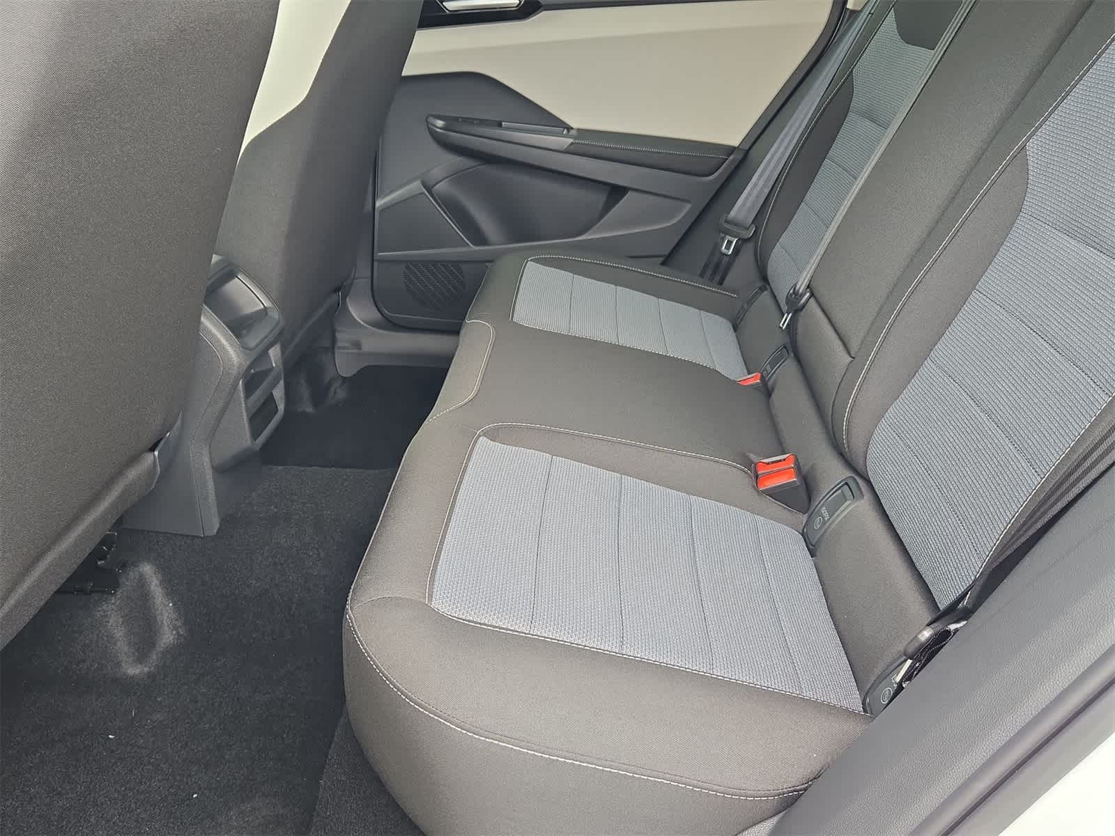 Thumbnail: 2025 Volkswagen Taos - 19